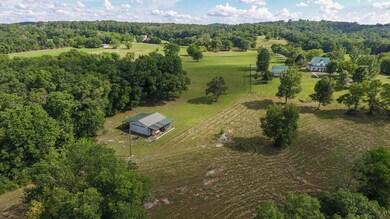 499 New Center Church Rd, Shelbyville, TN 37160 - photo 3