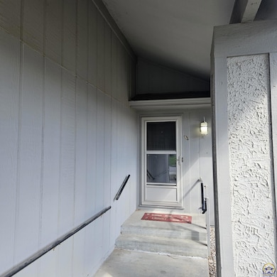 covered fron t entry