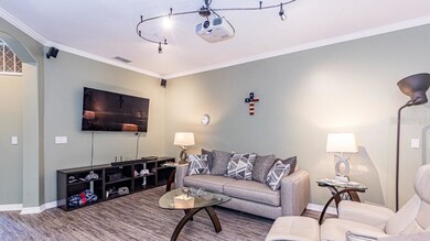 9905 Serona Bluff Way, Tampa, FL 33619 - photo 5