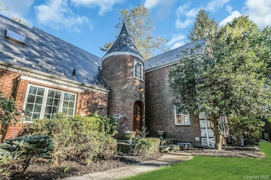 10 Soundview Crest, Manhasset, NY 11030 - photo 4