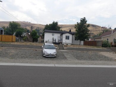 812 2nd St, Asotin, WA 99402 - photo 7