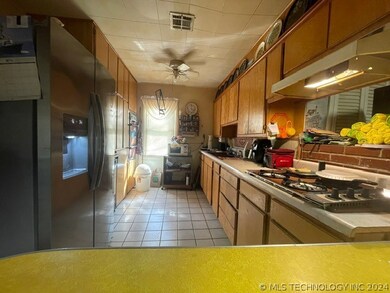 32037 E 685 Ct, Wagoner, OK 74467 - photo 6