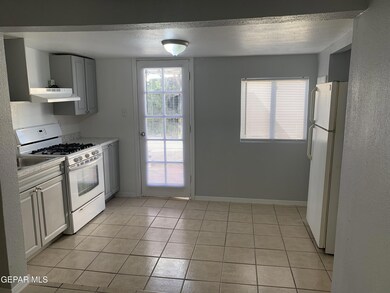 3111 Durazno Ave unit Rear, El Paso, TX 79905 - photo 5