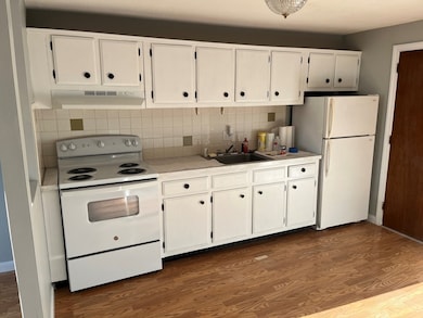 234 Low St unit 11, Newburyport, MA 01950 - photo 2