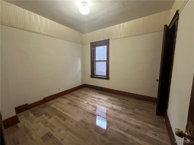 2764 Niagara St unit Lower, Niagara Falls, NY 14303 - photo 7