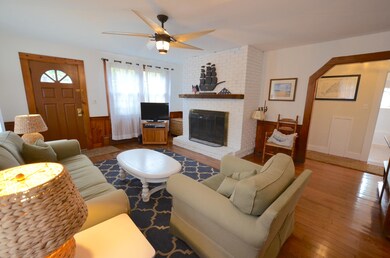 18 Pinehurst Rd, Edgartown, MA 02539 - photo 2