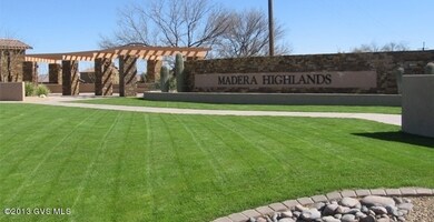 Madera-Highlands_sign