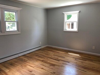 388 New Hampshire Ln unit 2, Bound Brook, NJ 08805 - photo 4