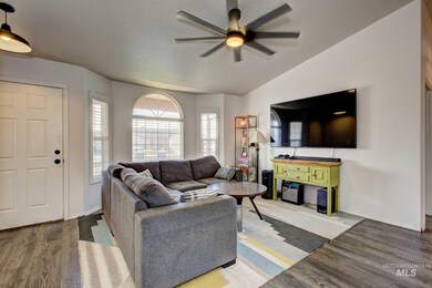 1624 W Hawaii Ave, Nampa, ID 83686 - photo 2