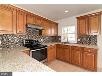 49 Brooklawn Dr, Willingboro, NJ 08046 - photo 7