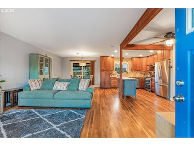 16824 SE Morrison Ct, Portland, OR 97233 - photo 7