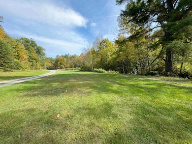 146 Symns Pond Rd, Barnet, VT 05821 - photo 3