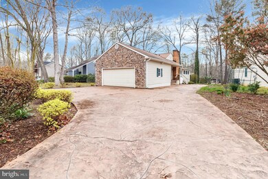 205 Fairway Dr, Locust Grove, VA 22508 - photo 5