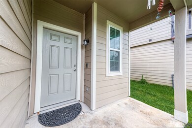 1317 Mount Bassie Trail, Conroe, TX 77301 - photo 6