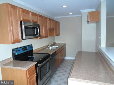 656 W Brookdale St, Allentown, PA 18103 - photo 7