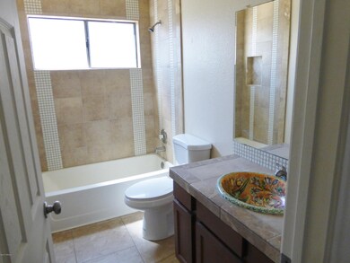 2070 W. Whistbrook 010