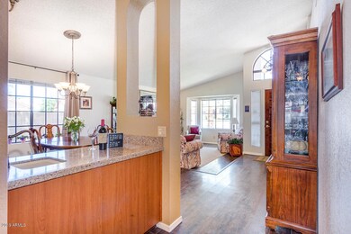 951 E Divot Dr, Tempe, AZ 85283 - photo 5