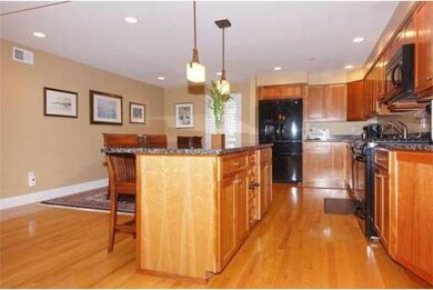 11 Hamlin St unit 5, Boston, MA 02127 - photo 6