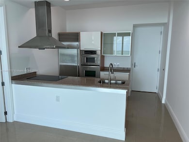 218 SE 14th St unit TS107, Miami, FL 33131 - photo 3