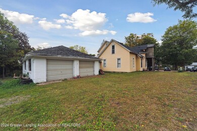 515-N-Maple-St-Ithaca-MI-48847-WindowSti