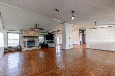 9013 County Road 1229, Godley, TX 76044 - photo 7