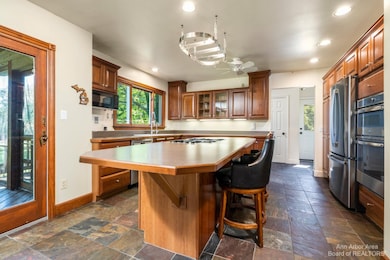 11330 N Territorial Rd, Dexter, MI 48130 - photo 7