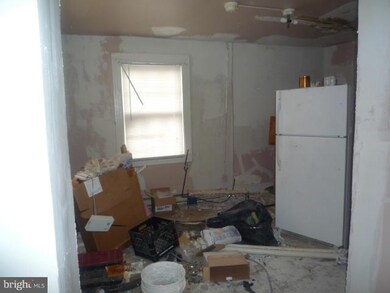 511 Park Ave, Baltimore, MD 21201 - photo 4