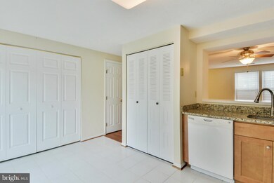 13930 Winding Ridge Ln, Centreville, VA 20121 - photo 6