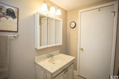 107 Pineview Ct, Statesville, NC 28625 - photo 6