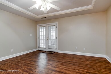 8116 Arthur Goins Blvd unit 8116, Louisville, KY 40228 - photo 4