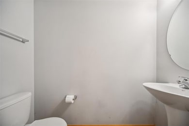 2321 Hart Ave unit 5, Des Moines, IA 50320 - photo 7