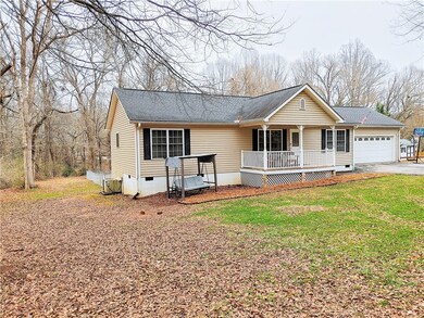 222 Harry Davis Dr, Liberty, SC 29657 - photo 2