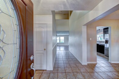 6731 Lower Arrow Dr, Houston, TX 77086 - photo 3