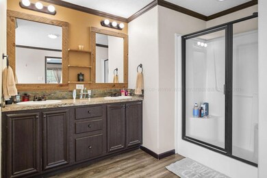 186 Everett Aaron Ln
