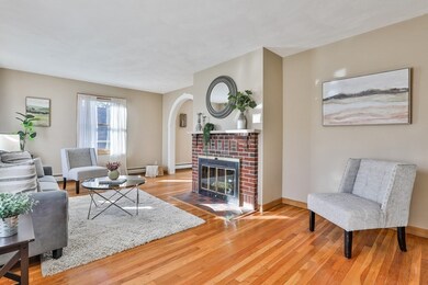 17 Gladstone St, Wakefield, MA 01880 - photo 4