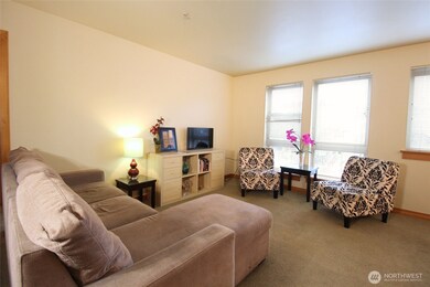 Pondtedera unit 406, Seattle, WA 98144 - photo 3