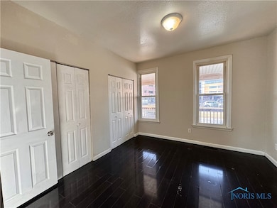Bedroom 1 - main floor