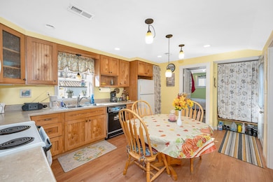 31 Page Rd unit 20, Litchfield, NH 03052 - photo 4