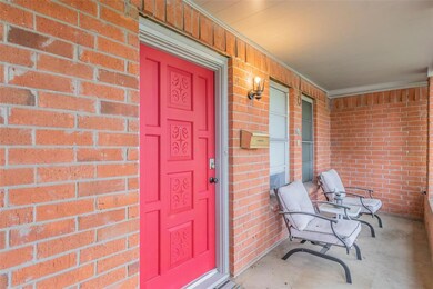 405 Hurstview Dr, Hurst, TX 76053 - photo 5