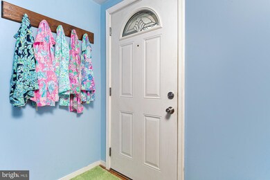 94 Leeds Ct unit A, Warrenton, VA 20186 - photo 5