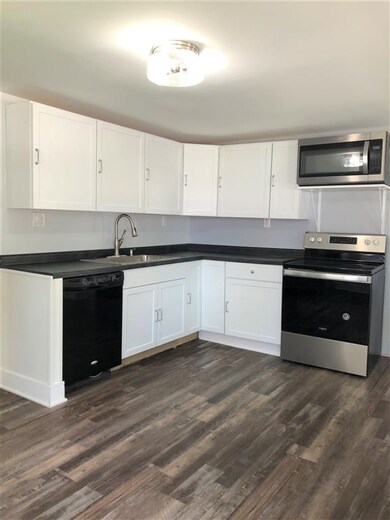 402 W Michigan St, New Carlisle, IN 46552 - photo 6