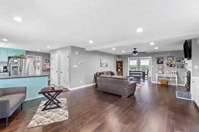 94 Gwinn Island Cir, Danville, KY 40422 - photo 5