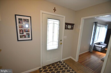 6205 Monroe Ave, Sykesville, MD 21784 - photo 5