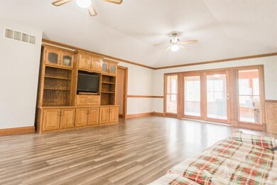 639 Keenon Rd, Harrodsburg, KY 40330 - photo 2