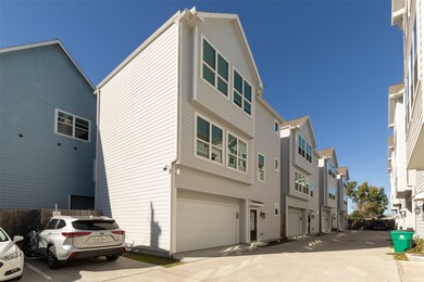 720 Link Rd unit C, Houston, TX 77009 - photo 2