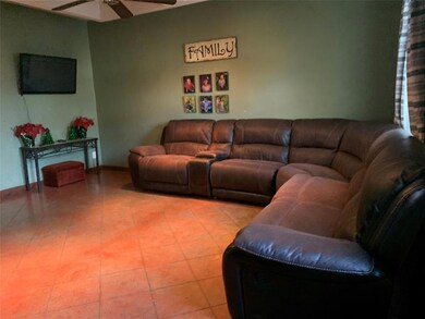 105 E Linden St, Ennis, TX 75119 - photo 5