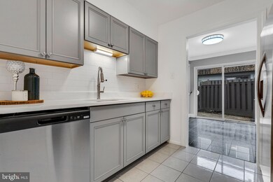 3873 Havenwood Place unit D, Alexandria, VA 22309 - photo 5