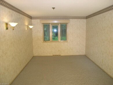 Nice Size Dining room