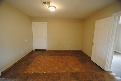 5614 W Catalina Dr, Phoenix, AZ 85031 - photo 7