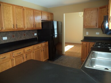 2711 Northfield Ave, Waukegan, IL 60085 - photo 7